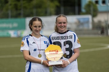 Bild 257 - wBJ Lotto Pokal Finale  Eimsbuetteler TV - Hamburger SV : Ergebnis: 0:3